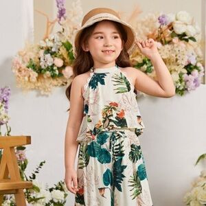SHEIN Young Girl Tropical Print Lace Cropped Halter Top